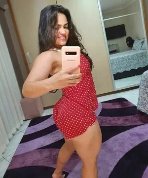 Claudia Trindade