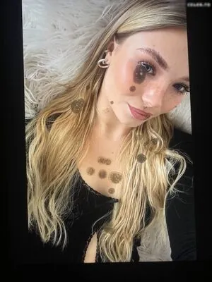 Cum Tributes