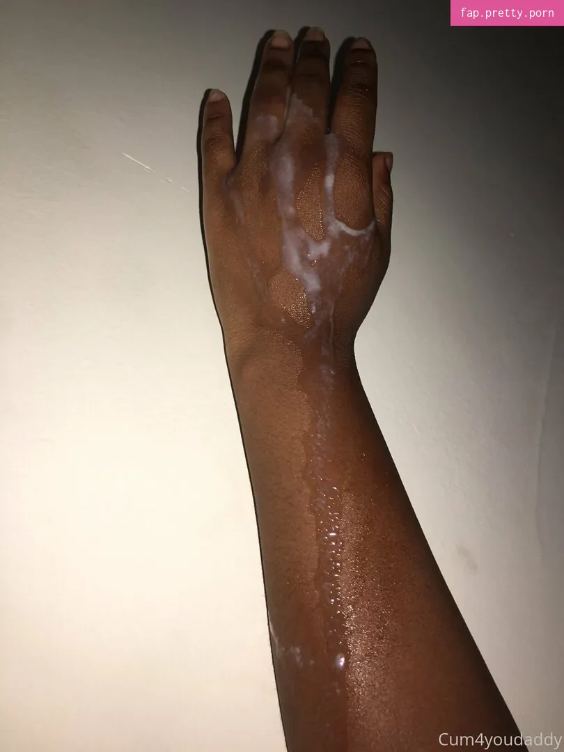 cum4youdaddyy - Photo #79