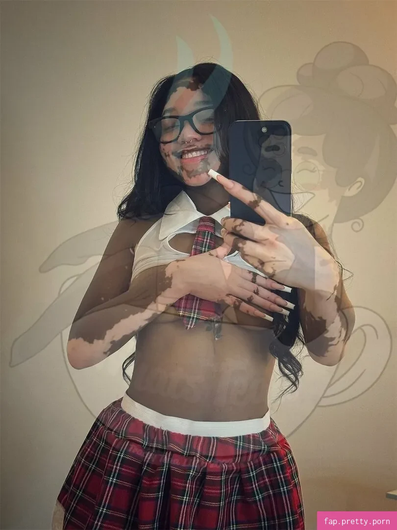 Curiousiteaaa - Photo #29