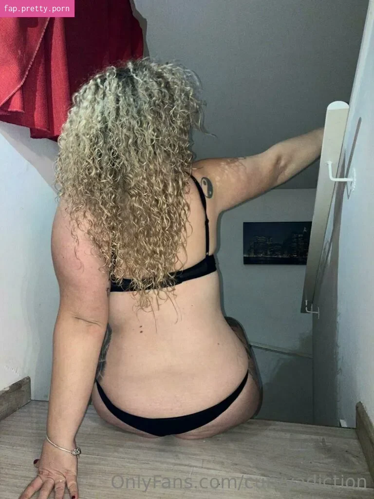 curvyadiction - Photo #12
