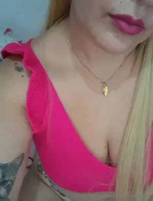curvyanaxxx