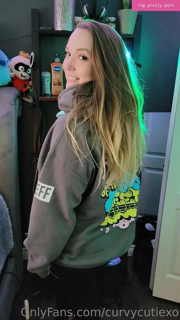 curvycutiexo - Photo #76