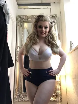 curvydanni