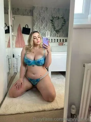 curvygirllou