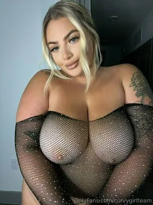curvygirlteam