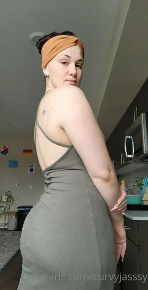 curvyjasssy