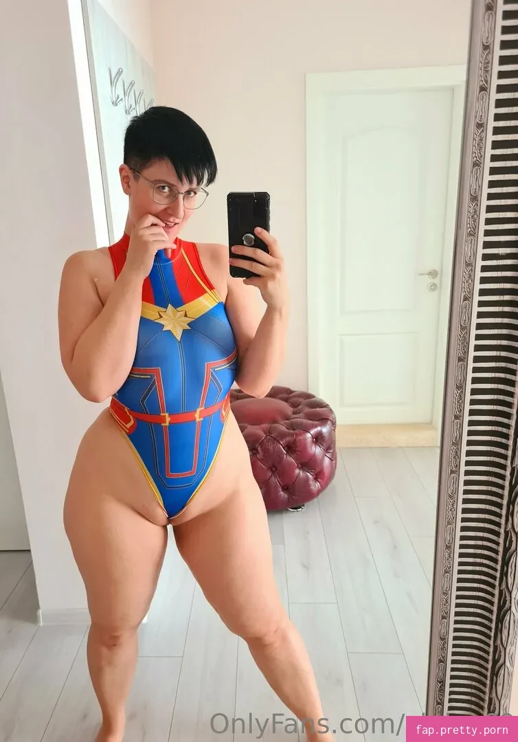 CurvyJules69 - Photo #31