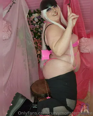 curvymonstergirlfree