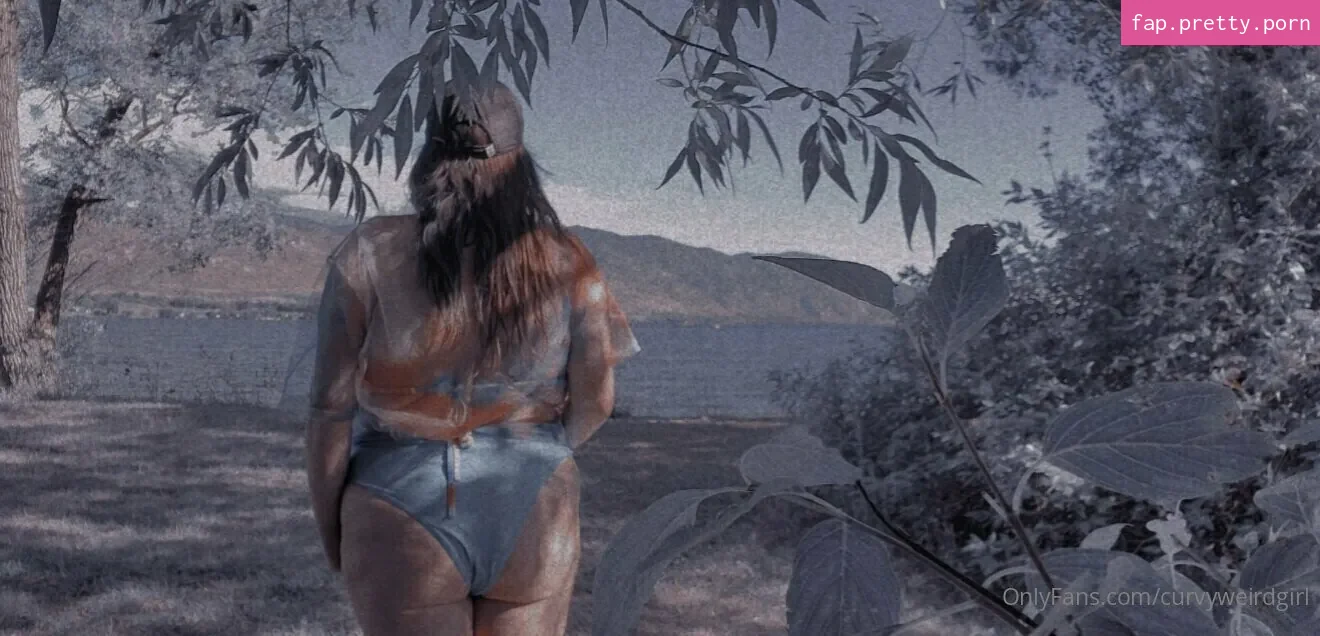 curvyweirdgirl - Photo #07