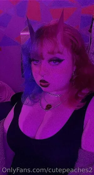 cutepeaches2