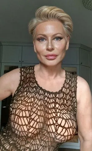 Cheri_vi