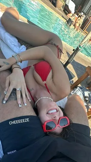 Chloe Veitch