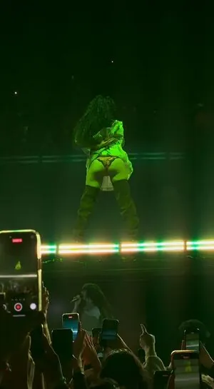 Charli XCX