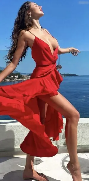 Carina Zavline