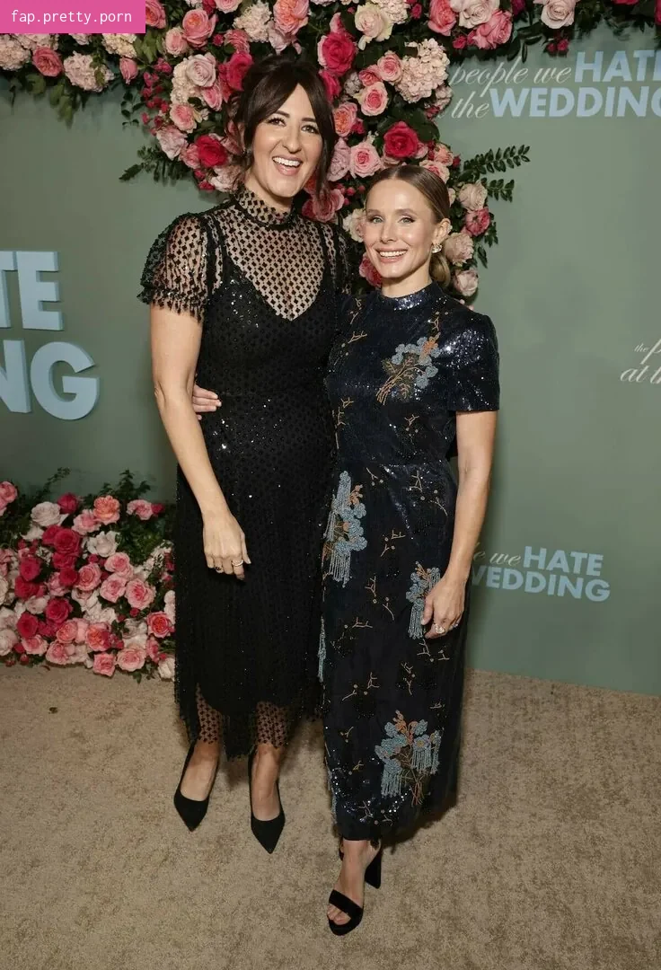 D'Arcy Carden - Photo #28