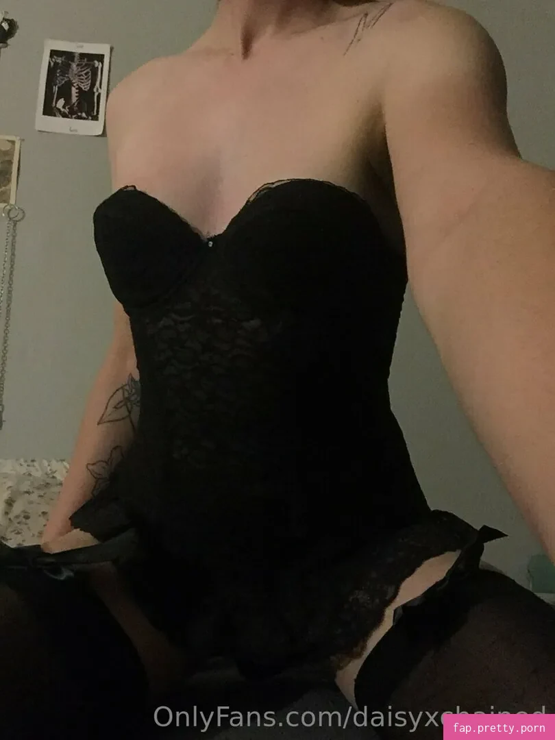 daisyxchained - Photo #02