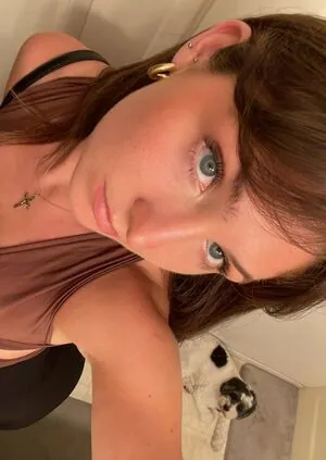 dakotaluxx