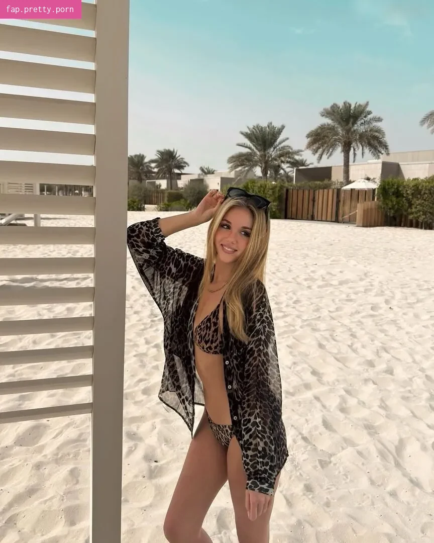 Dalia - Photo #71