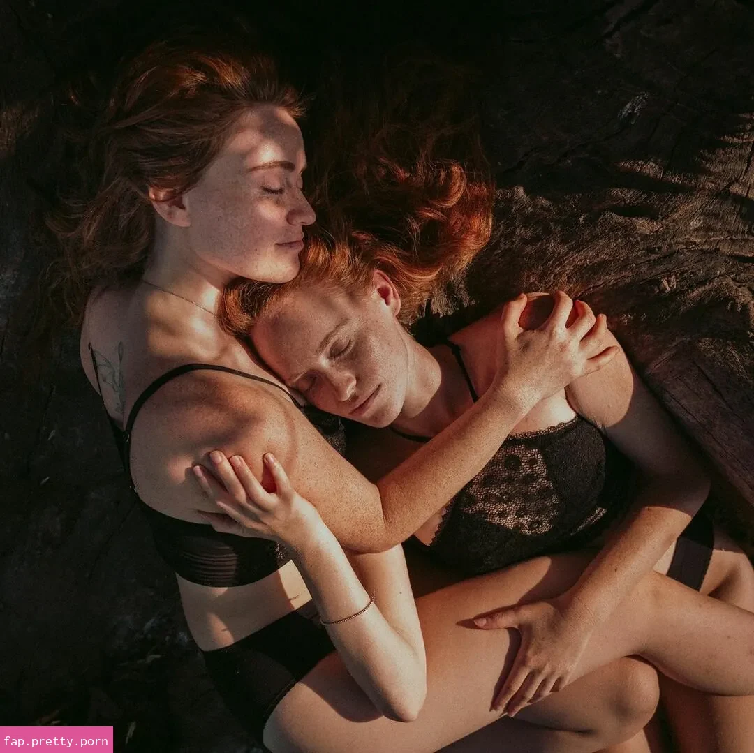 Dana And Marina Kushnir - Photo #03