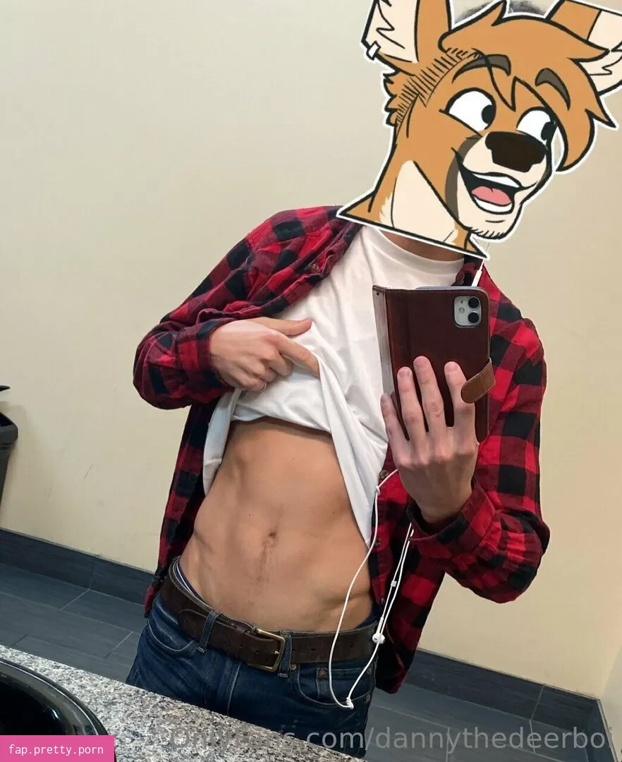 dannythedeerboi - Photo #04