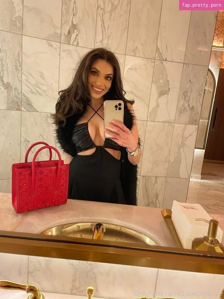 darciedolcexxx - Photo #87