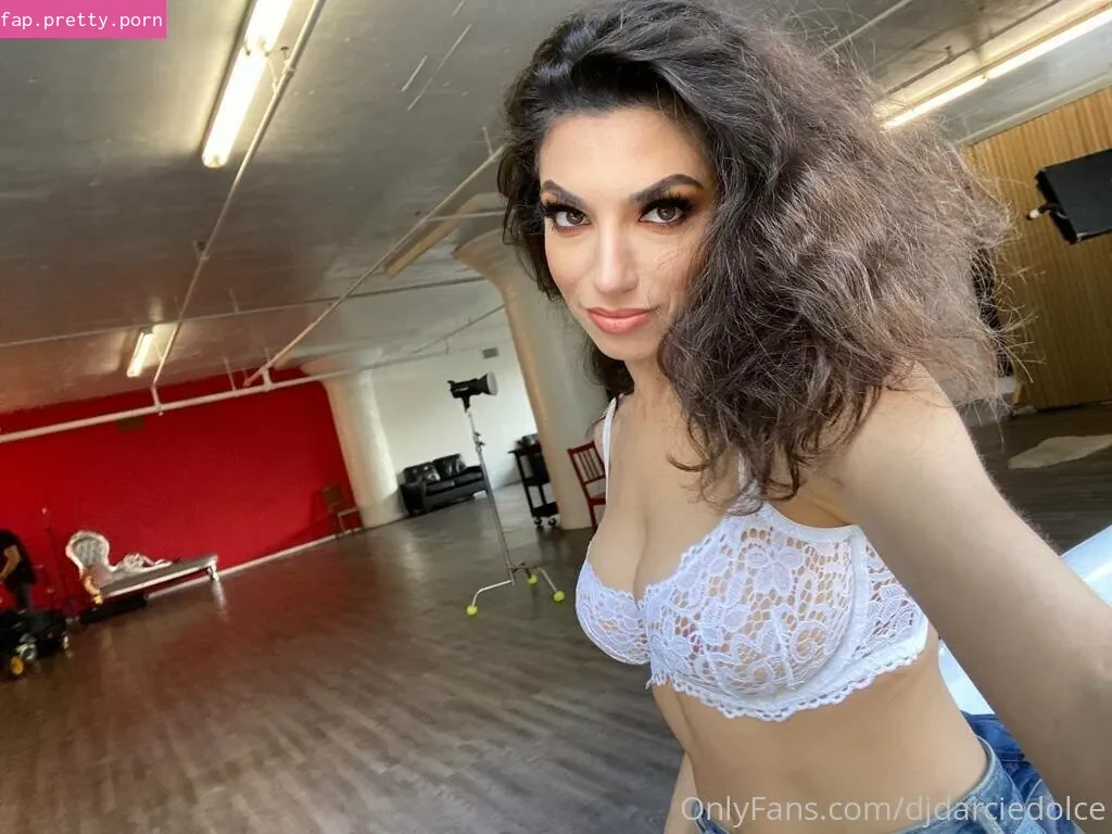 darciedolcexxx - Photo #50
