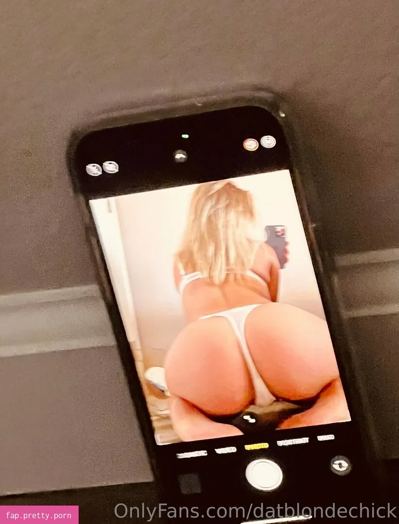 datblondechick - Photo #11