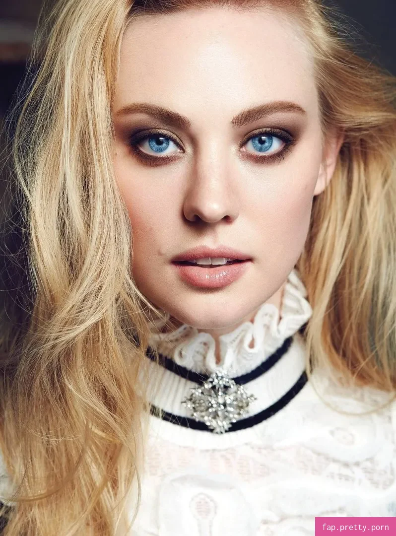 Deborah Ann Woll - Photo #44