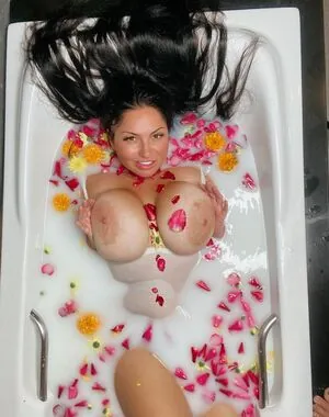 Dilyla Bloom