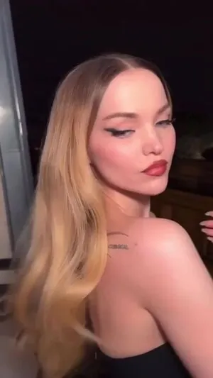 Dove Cameron