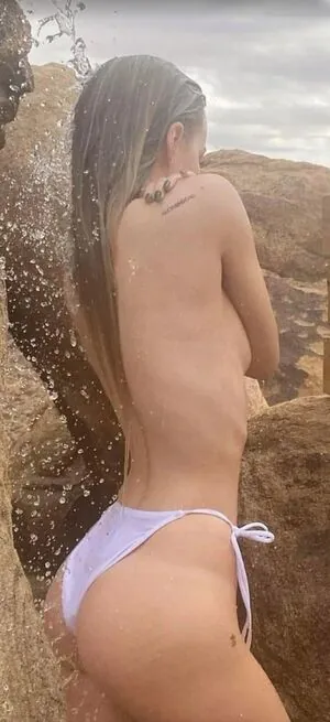 Dove Cameron