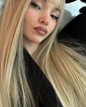 Dove Cameron