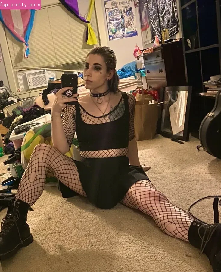 Devi Dionne - Photo #16