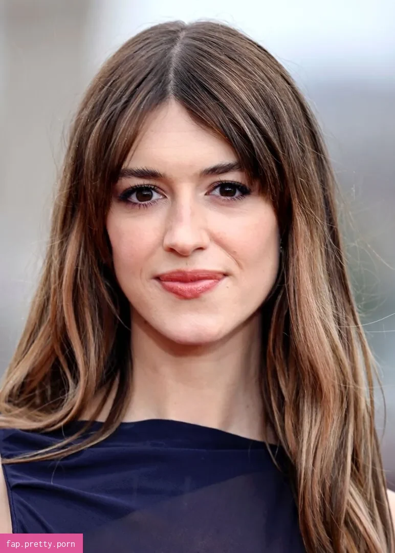 Daisy Edgar-Jones - Photo #69