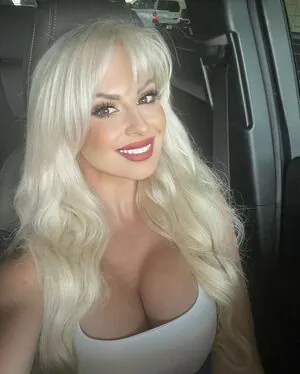 Danni Ellexo