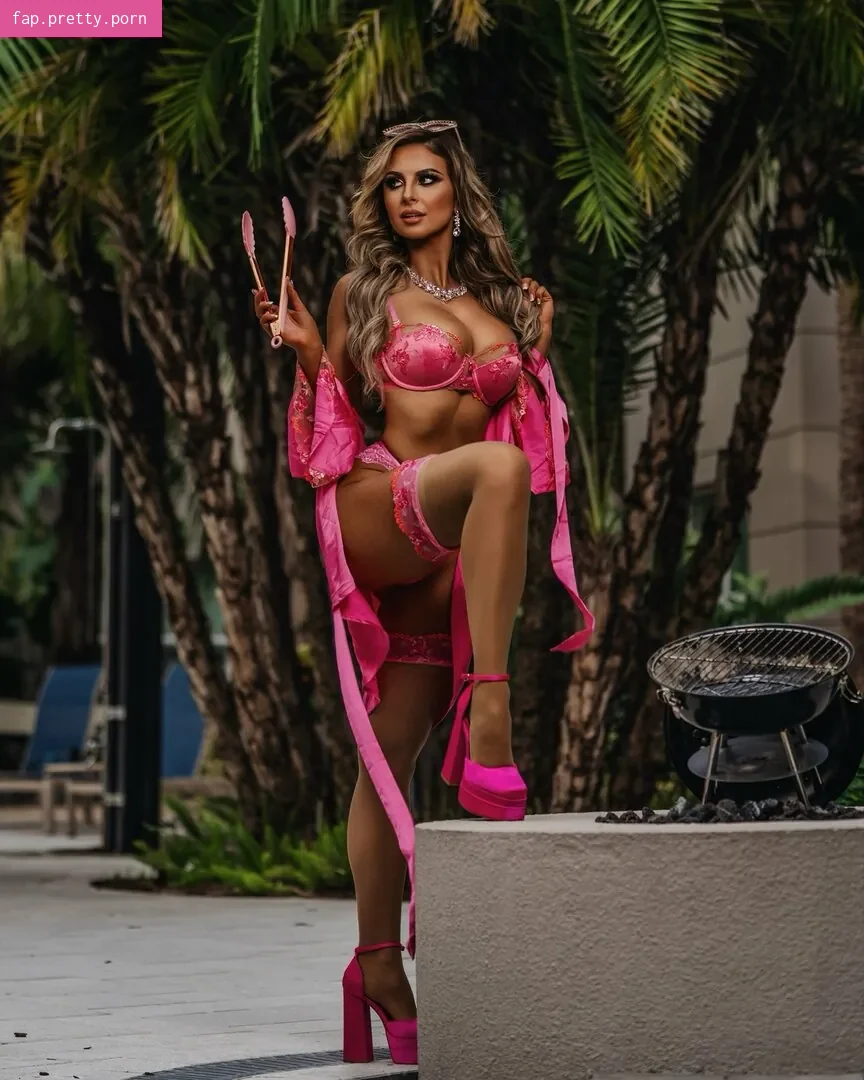 Danni Ellexo - Photo #39