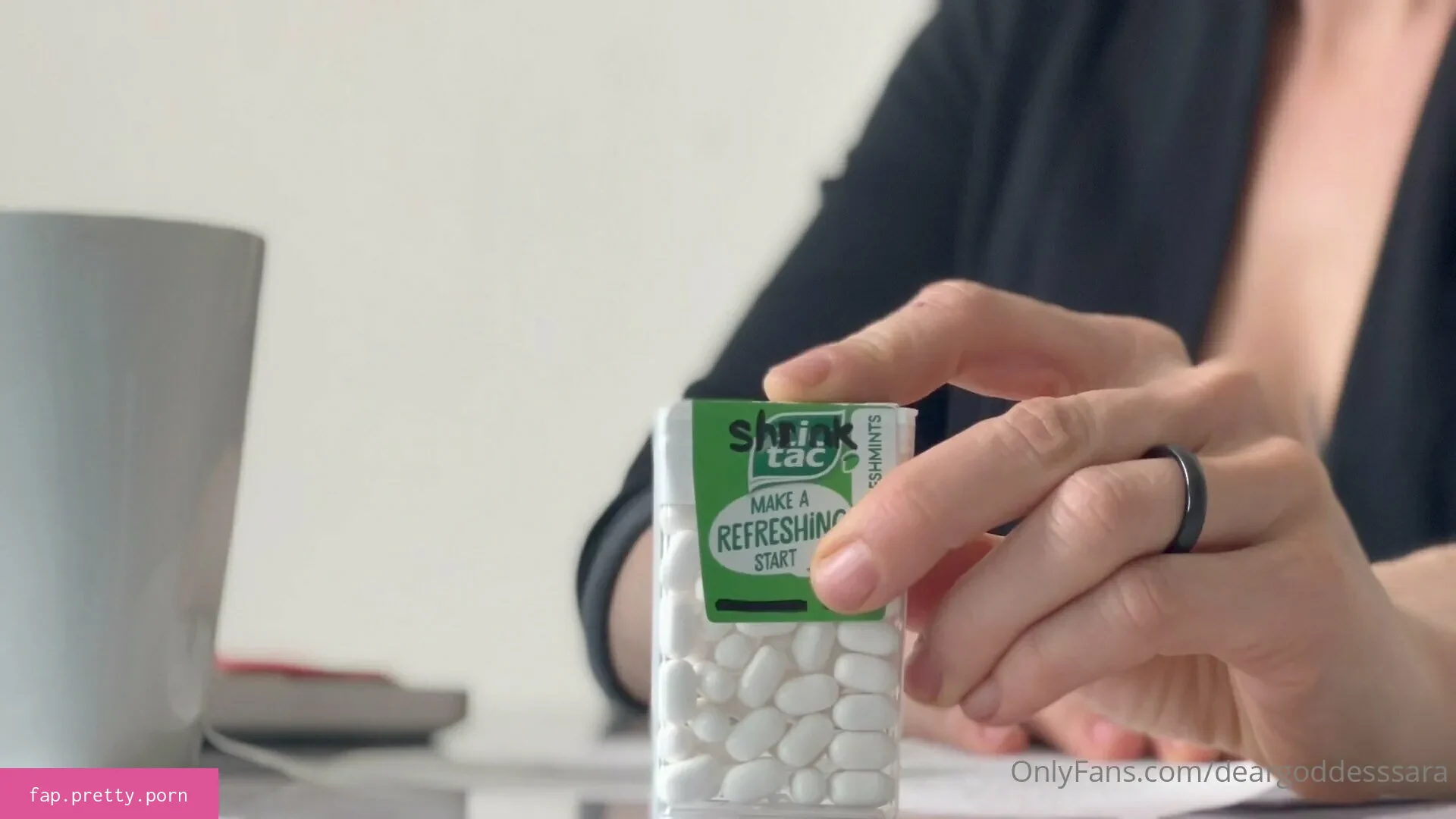 deargoddesssara - Photo #01