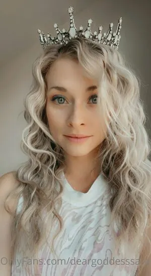 deargoddesssara
