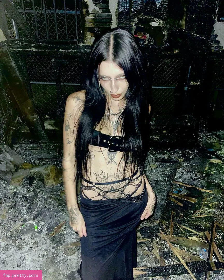 DeathbyRomy - Photo #10