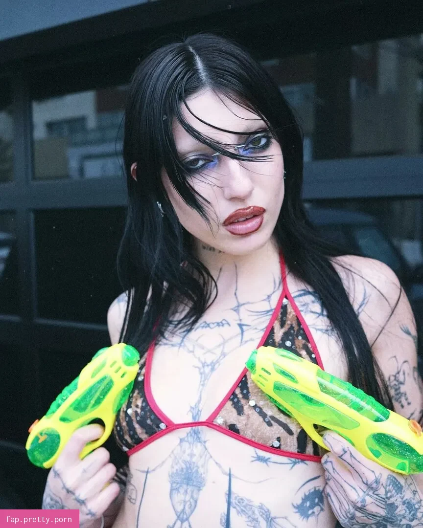 DeathbyRomy - Photo #16