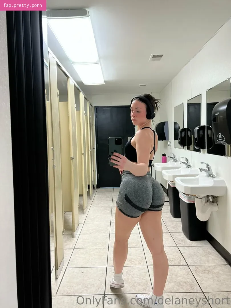 delaneyshort - Photo #34