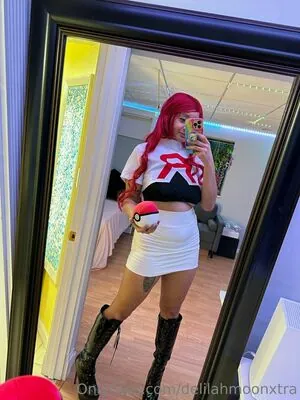 delilahmoonxtra