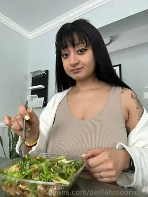 delilahmoonxtra