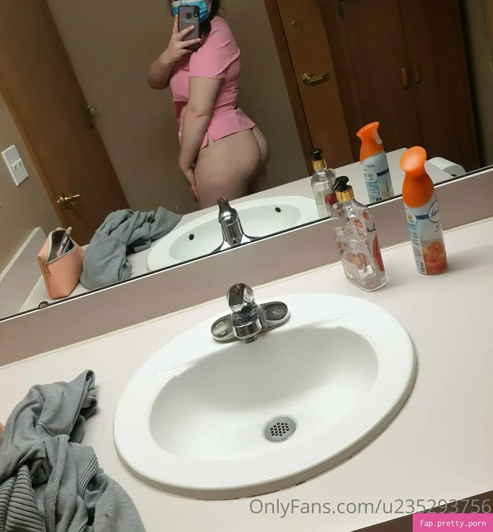 delilahthebaker - Photo #02
