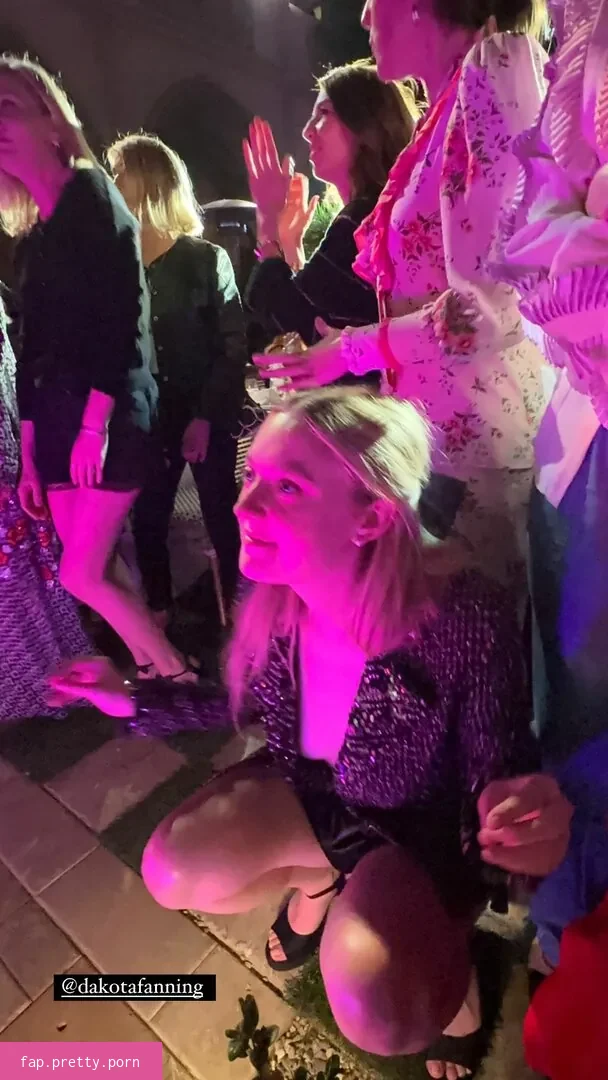 Dakota Fanning - Photo #37
