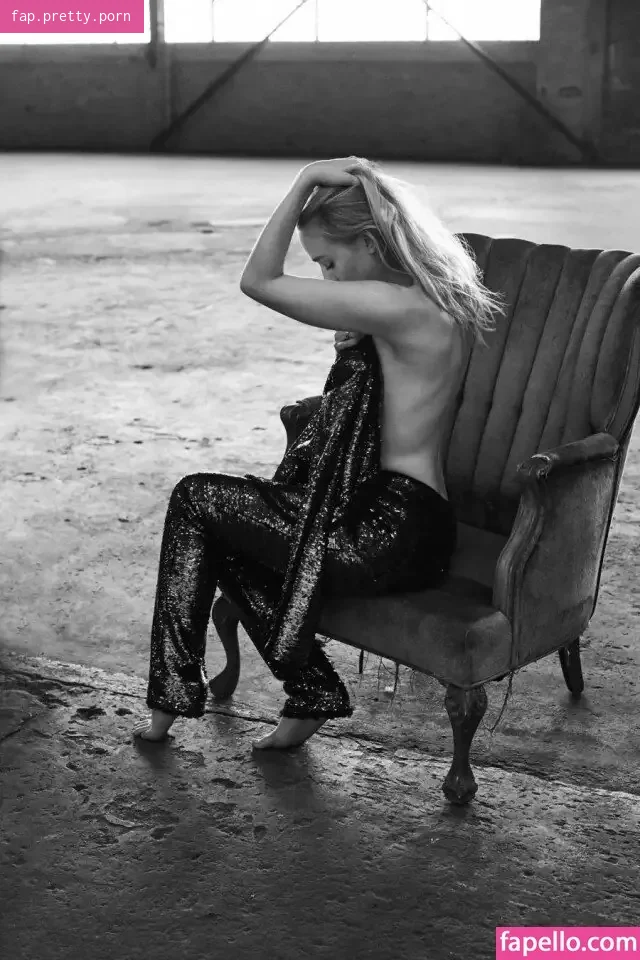 Dakota Fanning - Photo #12