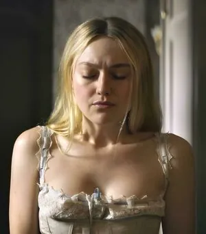 Dakota Fanning