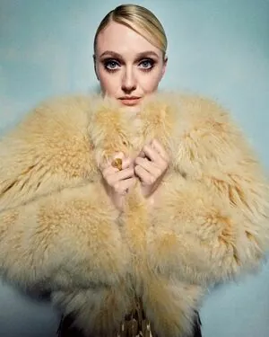 Dakota Fanning