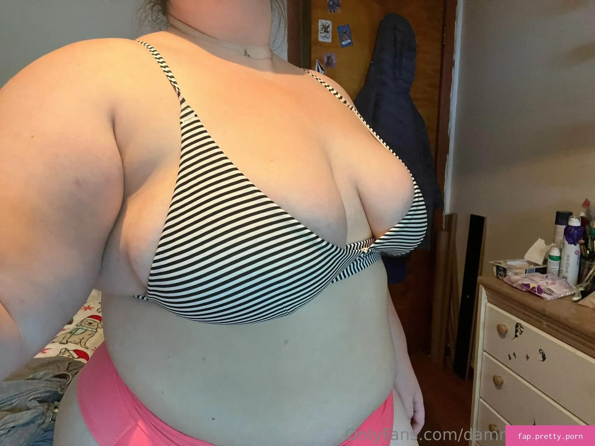 damned_female - Photo #41